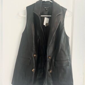 Versona Black Vest Classic Style